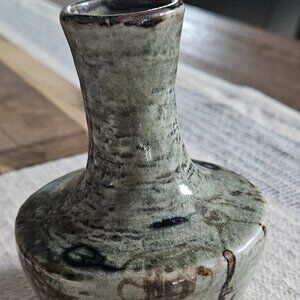 Mid-Century studio pottery glazed vase.